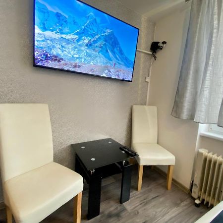 24 Hour-Self Check-In Apartment Namestie Svaeteho Egidia Poprad Exterior photo